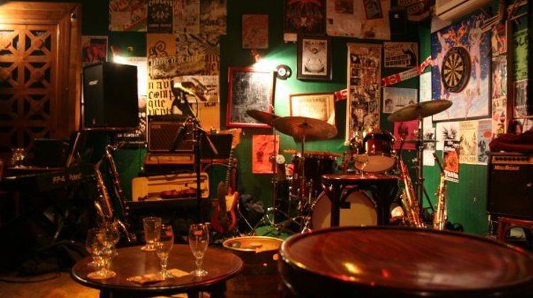 BIG-celtic-pub