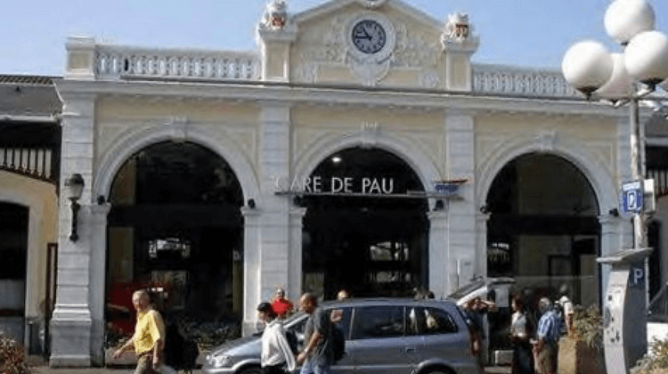 gare pau