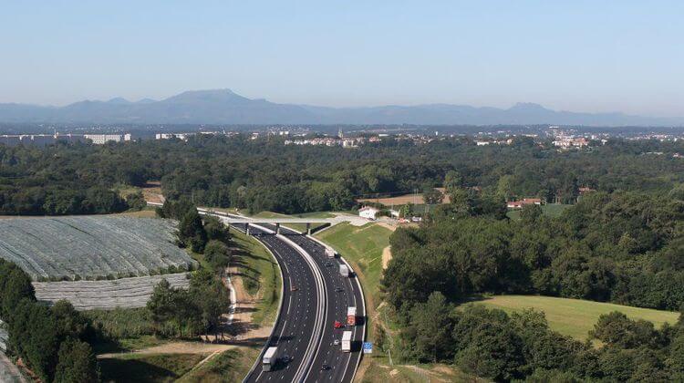 PÉAGES – Le point sur les hausses des tarifs des autoroutes