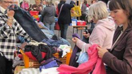 NOËL SOLIDAIRE – Braderie de la Croix Rouge à Pau et Lescar