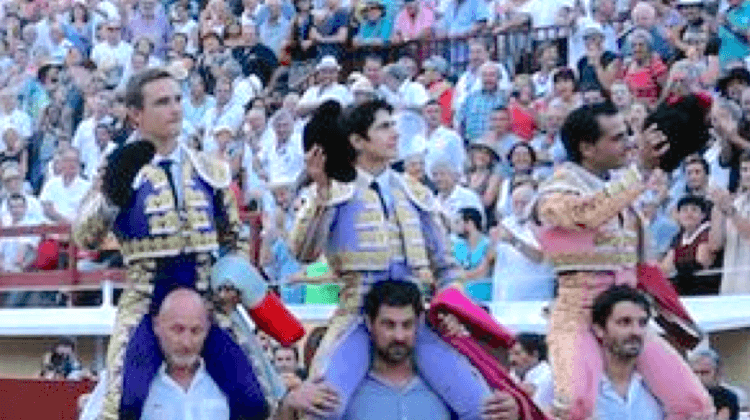 BAYONNE CORRIDA