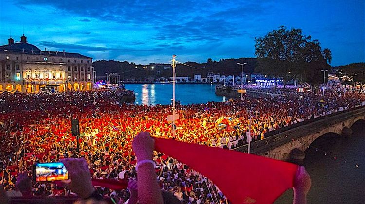 FÊTES DE BAYONNE - La tradition à l’épreuve de la modernité