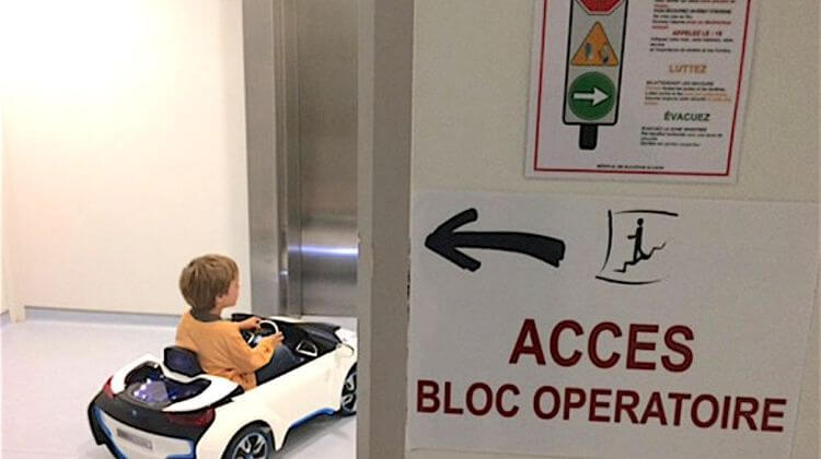 HOPITAL BAYONNE VOITURE 1