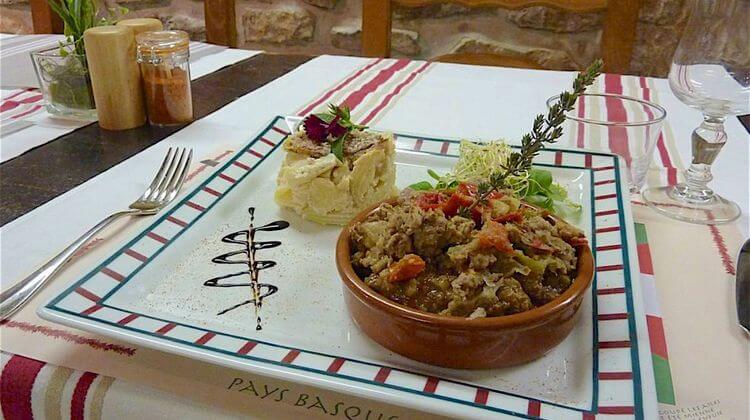 BASQUE MAITRE RESTAURATEUR 2