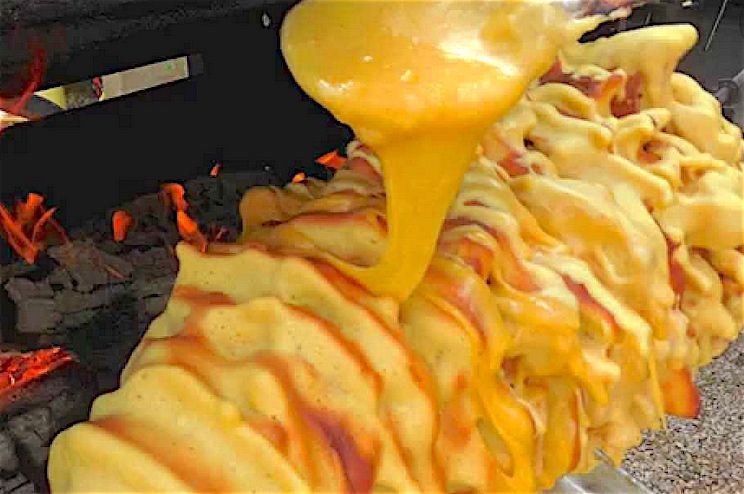 GÂTEAU À LA BROCHE - Arreau célèbrer l'une de ses traditions les plus gourmandes