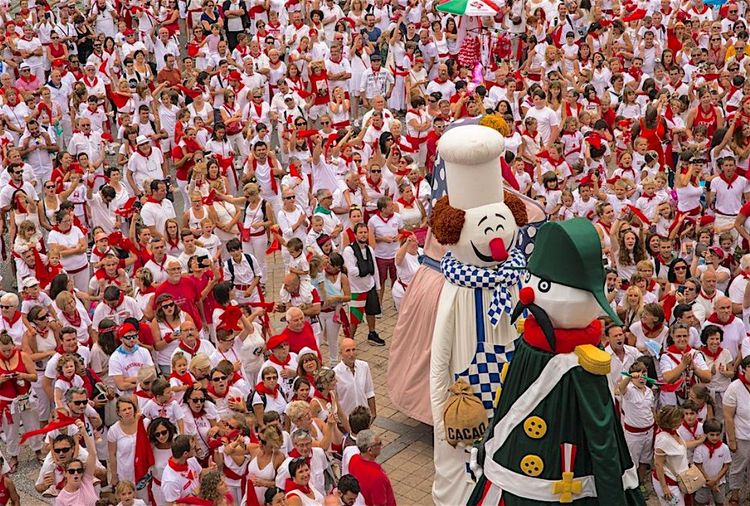 VOTEZ ! – À vous de choisir l’affiche des prochaines Fêtes de Bayonne…