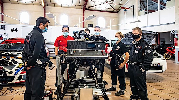 1500 COUPS DE POUCE - L’École de la Performance de Nogaro est unique