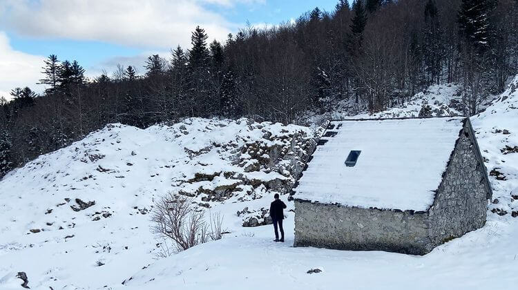 CABANE ICHEUS 1