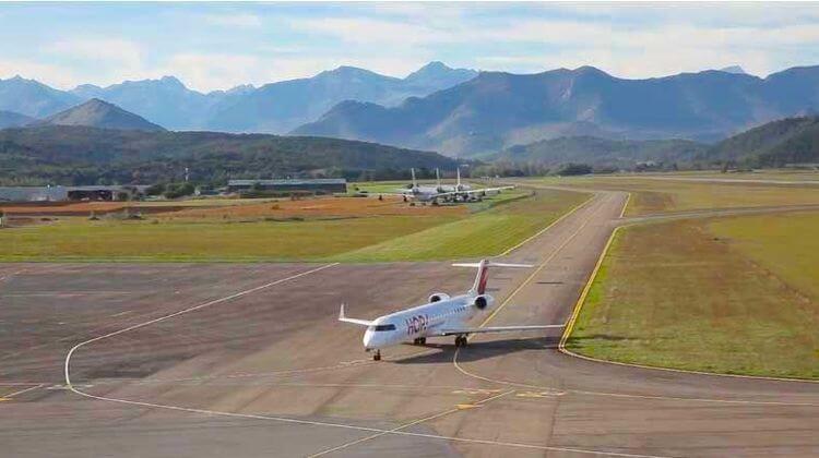 AEROPORT Tarbes 4