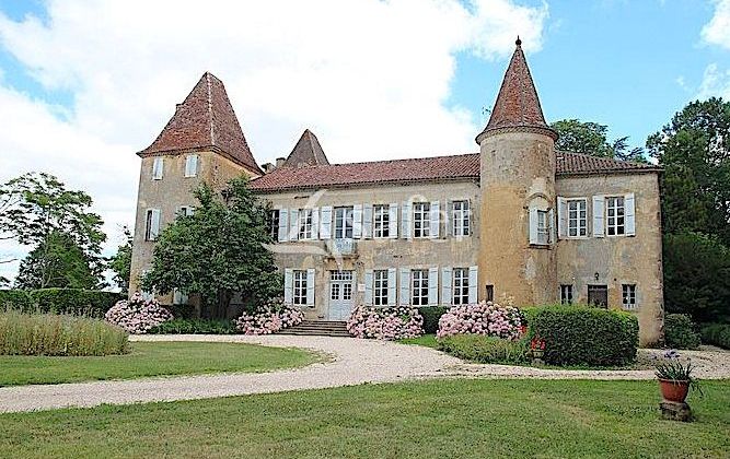DOMAINE CONVOITÉ – Château de d’Artagnan : l’association raccroche les gants