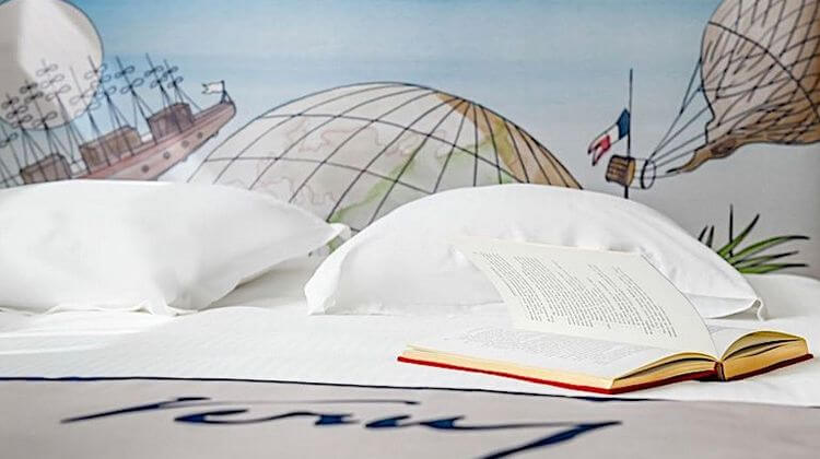 HOTEL LITTERAIRE 2