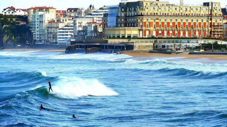 Pavillon BLEU BIARRITZ 2