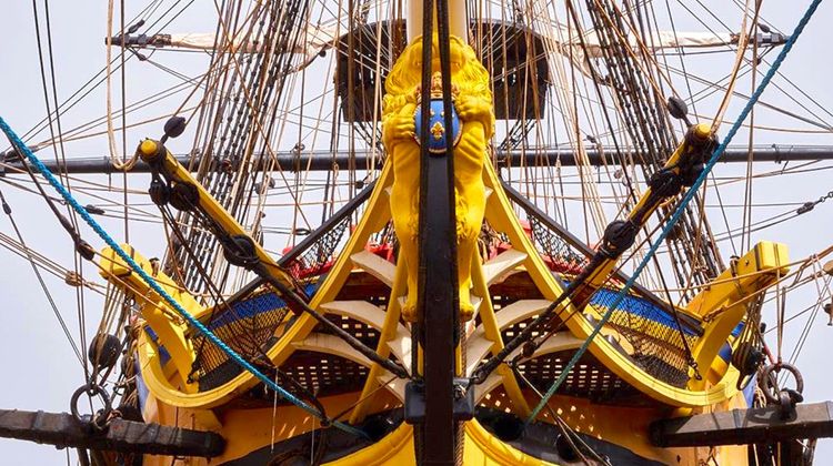 CURE DE JOUVENCE - L'Hermione est toujours en chantier à Anglet