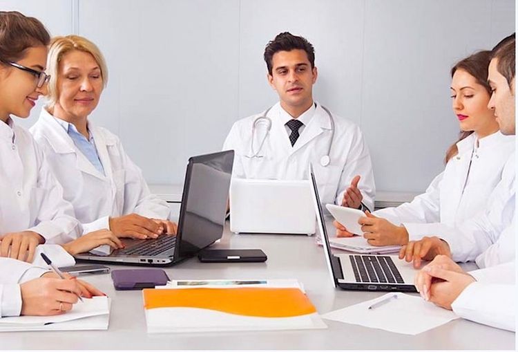 #DITES 32 - Opération séduction vers les futurs médecins