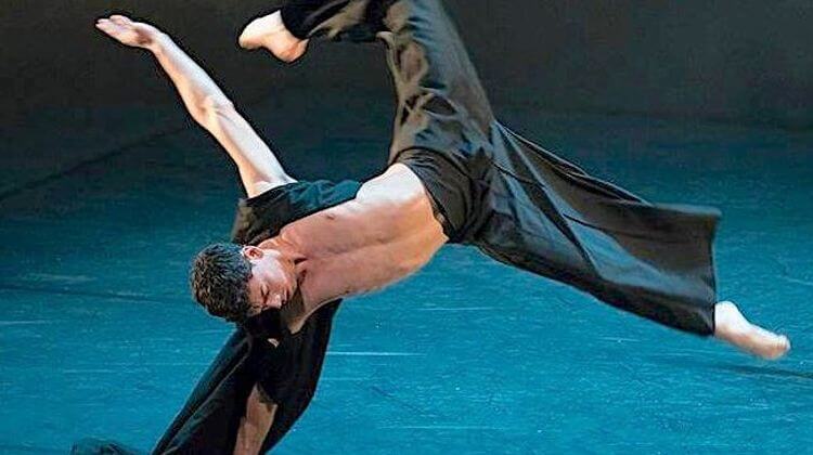 EBB DANCE 1