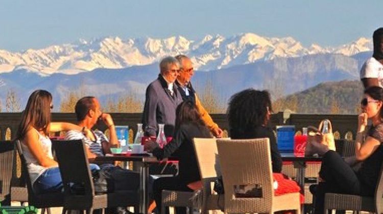 UN JOUR - L’excursion moteur du tourisme hivernal dans le 64