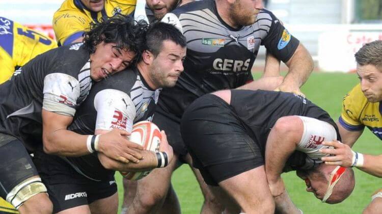 RUGBY AUCH 4