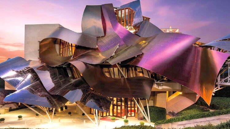 BASQUE LUXURY 8