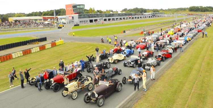 CLASSIC ET MAGIQUE – 1200 voitures de légende à Nogaro