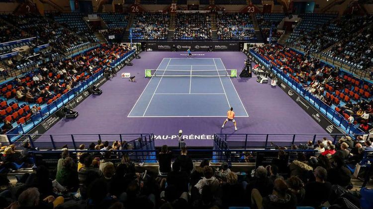 Le Teréga Open Pau Pyrénées 2022 se déroulera au Palais des Sports de Pau et accueillera de grands joueurs de tennis.