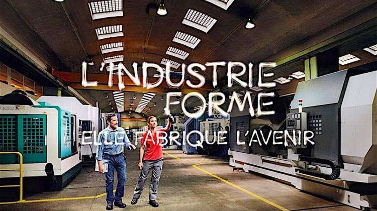 L’Union des Industries et Métiers de la Métallurgie (UIMM) Adour Atlantique forme plus de 56.000 alternants  dans les métiers de l'industrie, afin de répondre aux besoins des entreprises du territoire.
