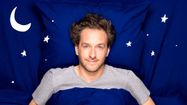 Michaël Hirsch pose pour l'affiche de son spectacle.