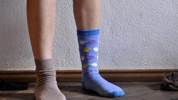 INSOLITE – une cordée de 16.000 chaussettes à Pontacq