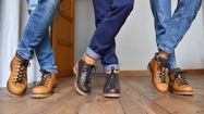 Trois modèles de chaussures conçus par l'atelier artisanal Le Soulor, à Nay.