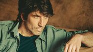 François Poeydomenge est un auteur-compositeur-interprète palois. Crédit photo : Cedrick Nöt