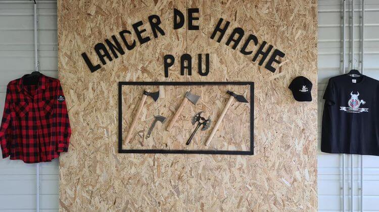 Les 5 haches différentes proposées par L'Hachez-Vous à Pau dans le Béarn.