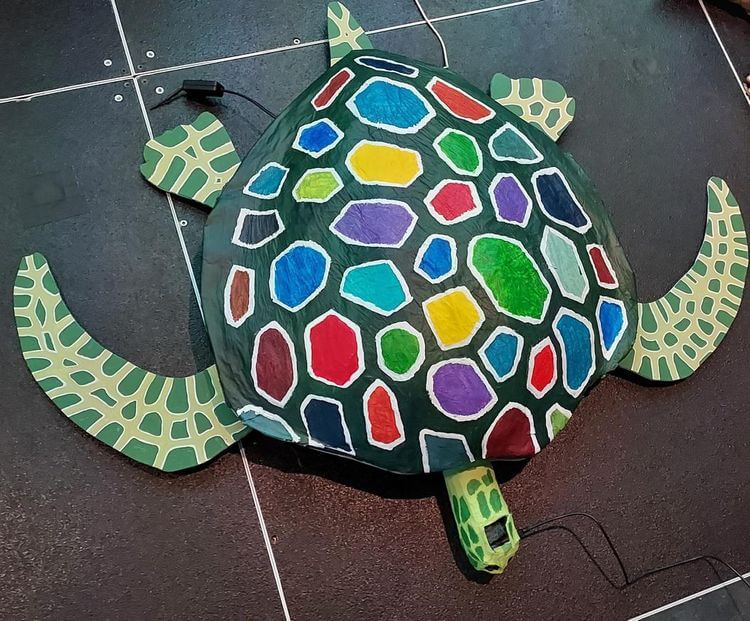 La tortue, pièce maitresse du projet MariTeam de l'association Elektrons Libres.