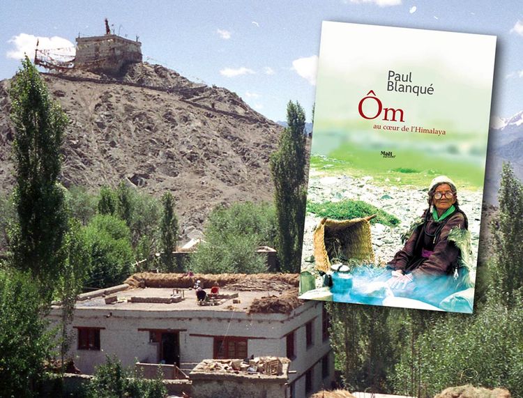 Couverture du livre "Ôm au coeur de l'Himalaya"