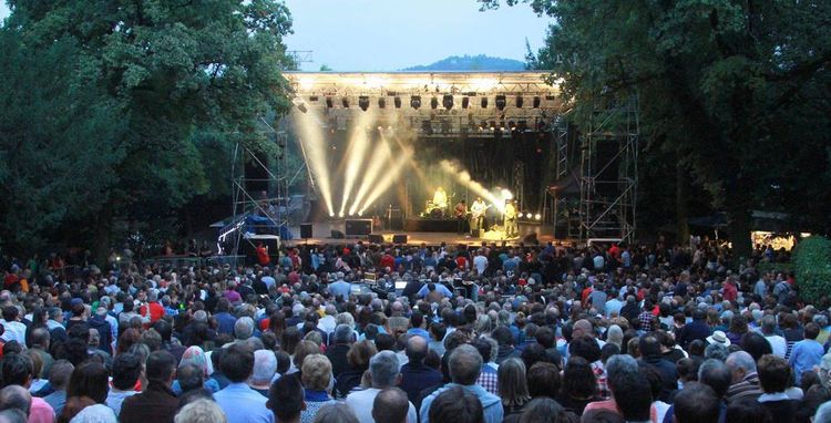 L’ÉTÉ À PAU - Cascade de concerts au Théâtre de Verdure