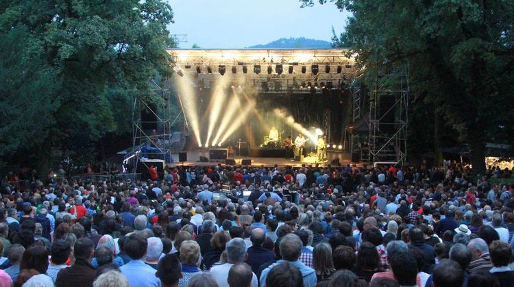 L’ÉTÉ À PAU - Cascade de concerts au Théâtre de Verdure