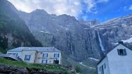 Hôtel devant les cascades de Gavarnie