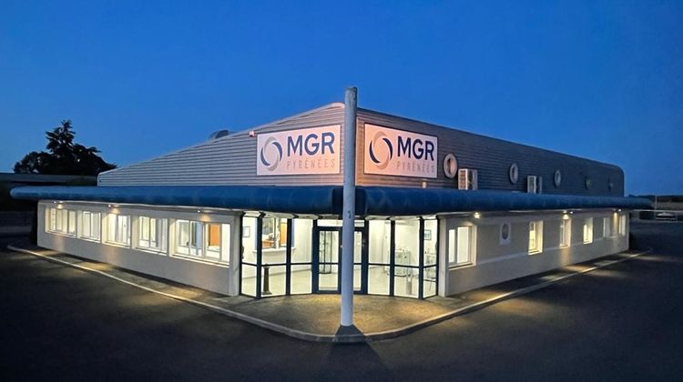 Photo de la façade du bâtiment de la société  MGR Pyrénées