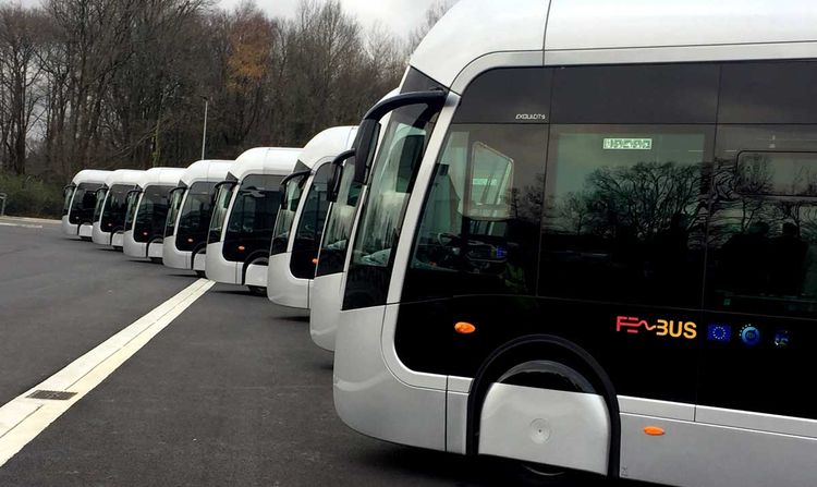 Une photo des 8 Febus en circulation à Pau.