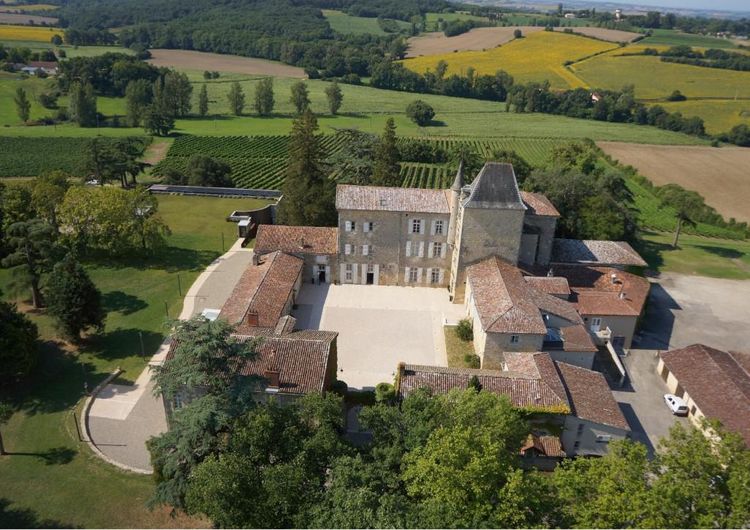 RECHERCHE – Responsable pour le Château de Mons dans le Gers