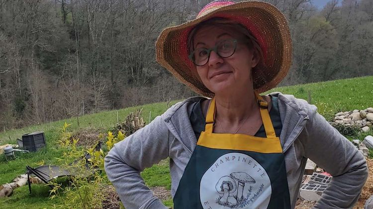 Nathalie Lecoeur, productrice de champignon à Lestelle-Bétharram. Photo : Champinette et  aromates.