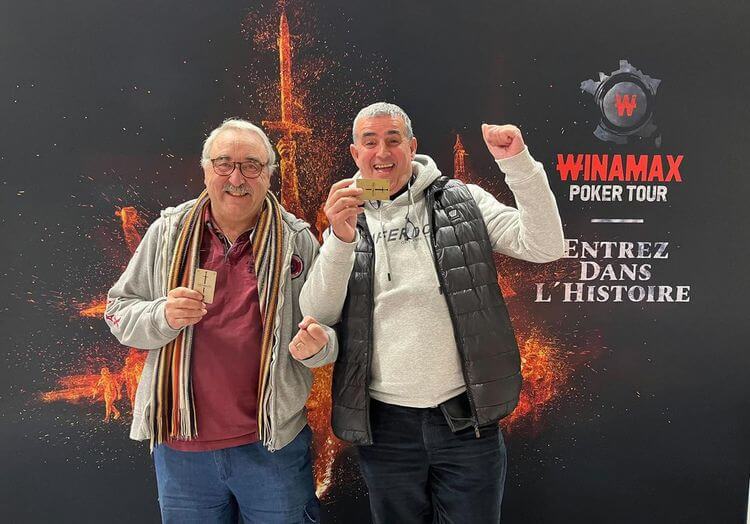 José Echevarria (à gauche) et Christophe Louvet (à droite) qualifiés pour la finale du Winamax Poker Tour.