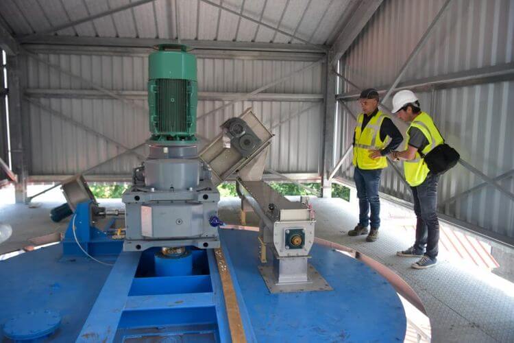 Une photo d'une machine de l'usine Graines d'Alliance de Maïsadour à Saint-Sever.