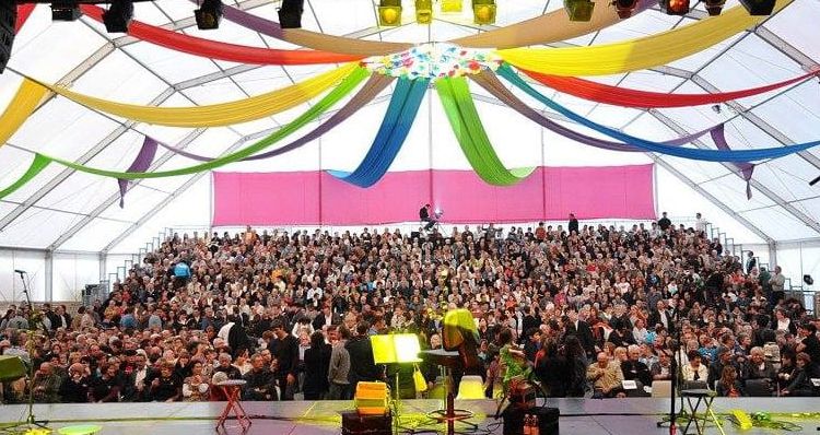 ATOUT CŒURS – Dans les Landes, un festival de village au sommet