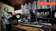 Jean-Christophe Marsan dans son studio de musique.