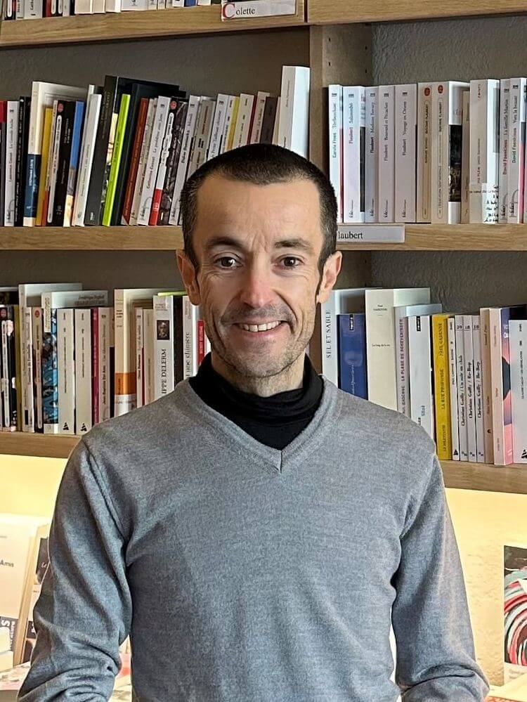 Benoit Lacoste, fondateur de la librairie Aux Feuilles Volantes à Saint-Paul-lès-Dax.