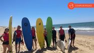 Des mmebres du Waiteuteu Surfclub sur la plage.
