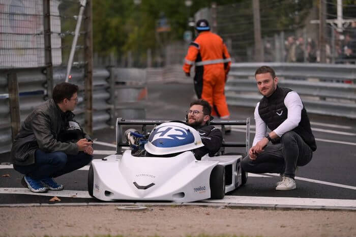 Le kart à hydrogène sur le circuit du Grand Prix de Pau, confectionné par la start-up paloise Vision Technology