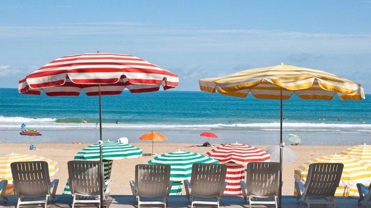 AGITATION AUTOUR DES PLAGES – Les ventes ambulantes sous haute pression