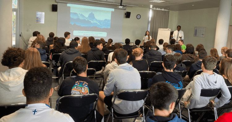 Intervention de l'association Du Béarn aux Grandes Ecoles, en octobre 2022 au lycée Albert Camus de Mourenx.