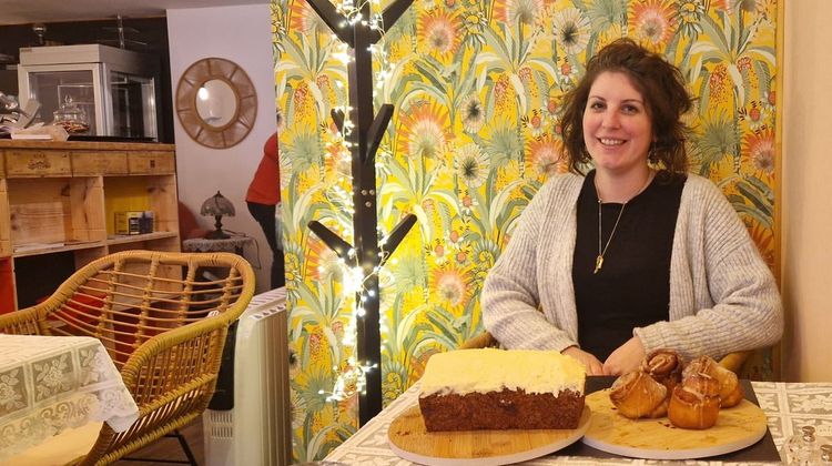 Clémentine Fauvre, la gérante du salon de thé Chez Clem, à Pau.