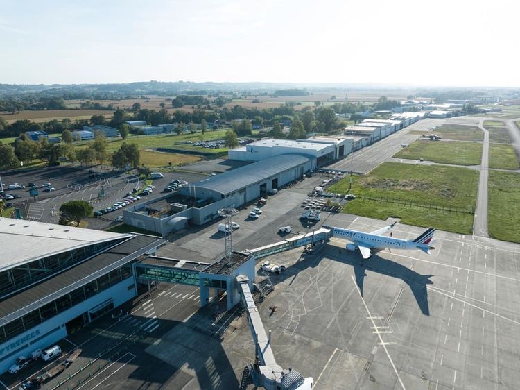 L'aéroport Pau Pyrénées.